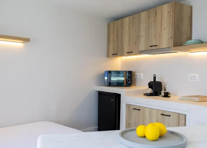 Christina's Cozy Snuggery * Akrotírion