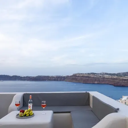 Christina's Cozy Snuggery *