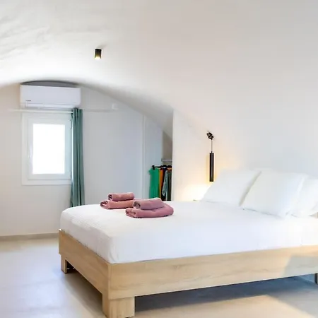 Christina's Cozy Snuggery *