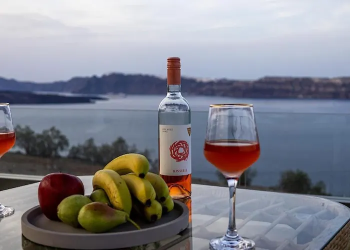 Christina's Cozy Snuggery Akrotiri (Santorini)